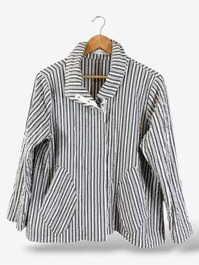 Lagenlook Shirt Jacket Size L Gray White Stripe Snap Button Front Pocket Casual
